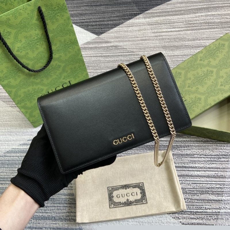G*u*i wallets & purse